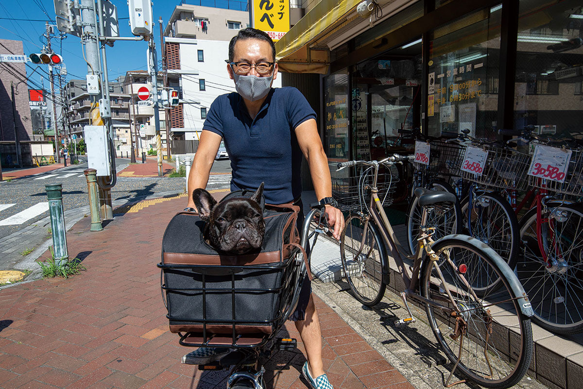ペットを乗せられる電動自転車。タイプによっては子乗せシートをペット用のカゴに交換することも可能。ぜひかんべさんに相談してみて！