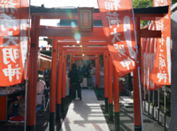 今年も堀江の「久助稲荷」で大祭が開催♪ あの懐かしいお祭りが今年もパワーアップ♪ ＠浦安市堀江【5/24(土)、25(日)】