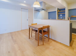 【Happy Reform】「思わず素足になる、木の温もりと本物の心地よさ」~デザインも、性能も、あきらめない快適な暮らし~(1LDK 48.6㎡)|株式会社アールデザイン 【Happy Reform】「思わず素足になる、木の温もりと本物の心地よさ」~デザインも、性能も、あきらめない快適な暮らし~(1LDK 48.6㎡)|株式会社アールデザイン