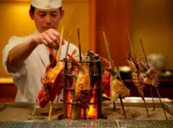 【新浦安ホテル】炭火のゆらめきに心まで奪われる――浦安ブライトンホテル東京ベイ「味処 季布や」に究極の”原始焼きが”登場！≪新コース食レポ≫